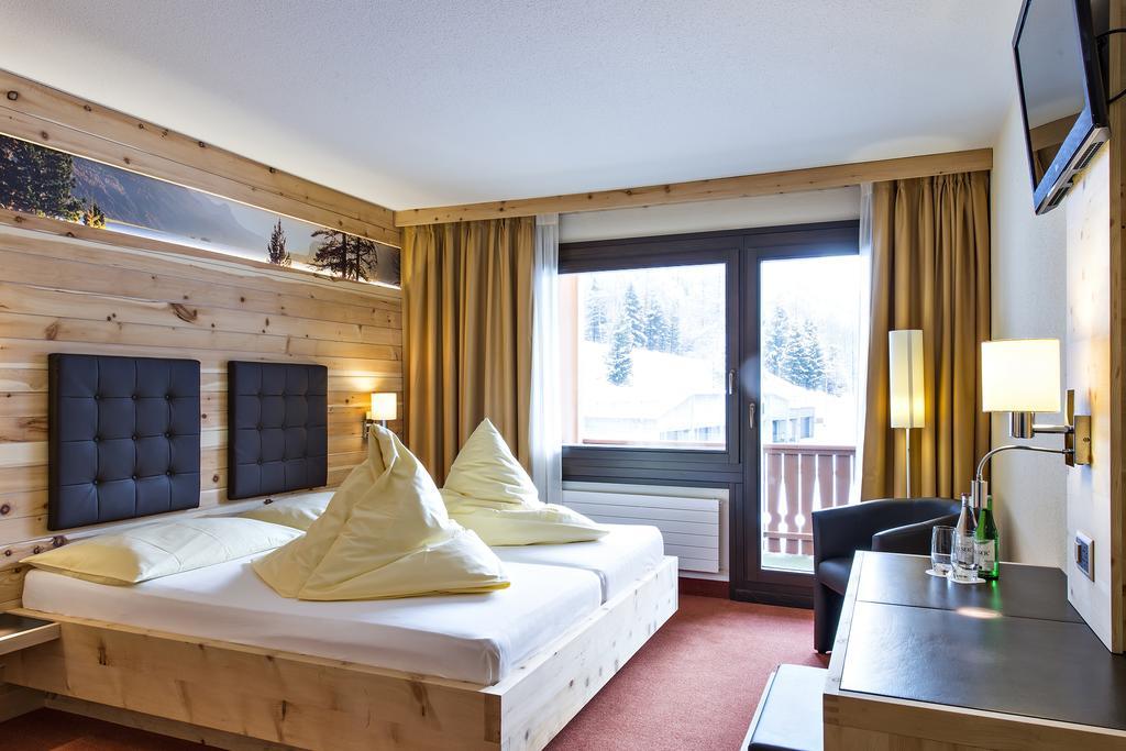 Hotel Palue Pontresina Room photo